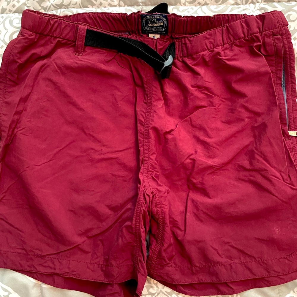 J Crew Men’s Medium Maroon Trekker Shorts w/ Zippered Pockets